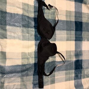 Sleek Black Women's Bra